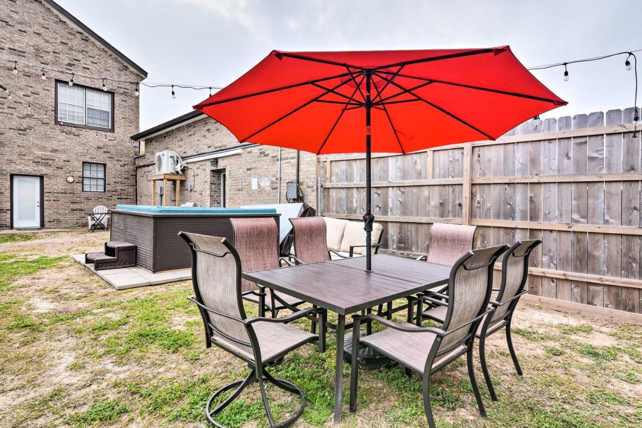 Beautiful Galveston Apt With Deck Less Than 3 Mi To Dtwn! Esterno foto